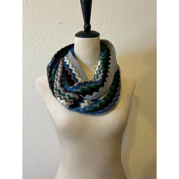 Accessories - Infinity Scarf Blue‎ Silver Black Green Copper Chevron Pattern 33" x 15"